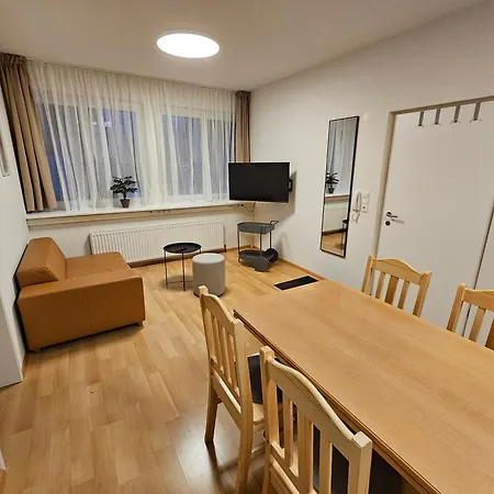 Ach18, Bregenz, Vorarlberg * ブレゲンツ